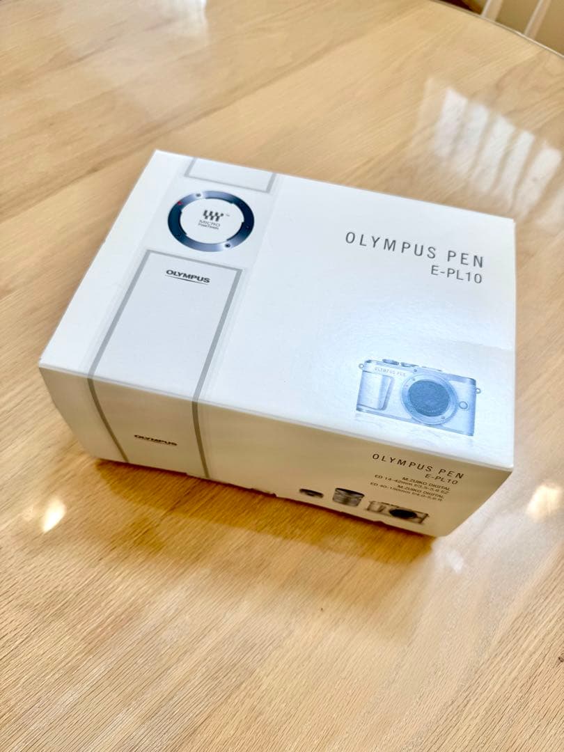 OLYMPUS PEN E-PL10 EZ★標準＋望遠レンズ　ダブルズームキット