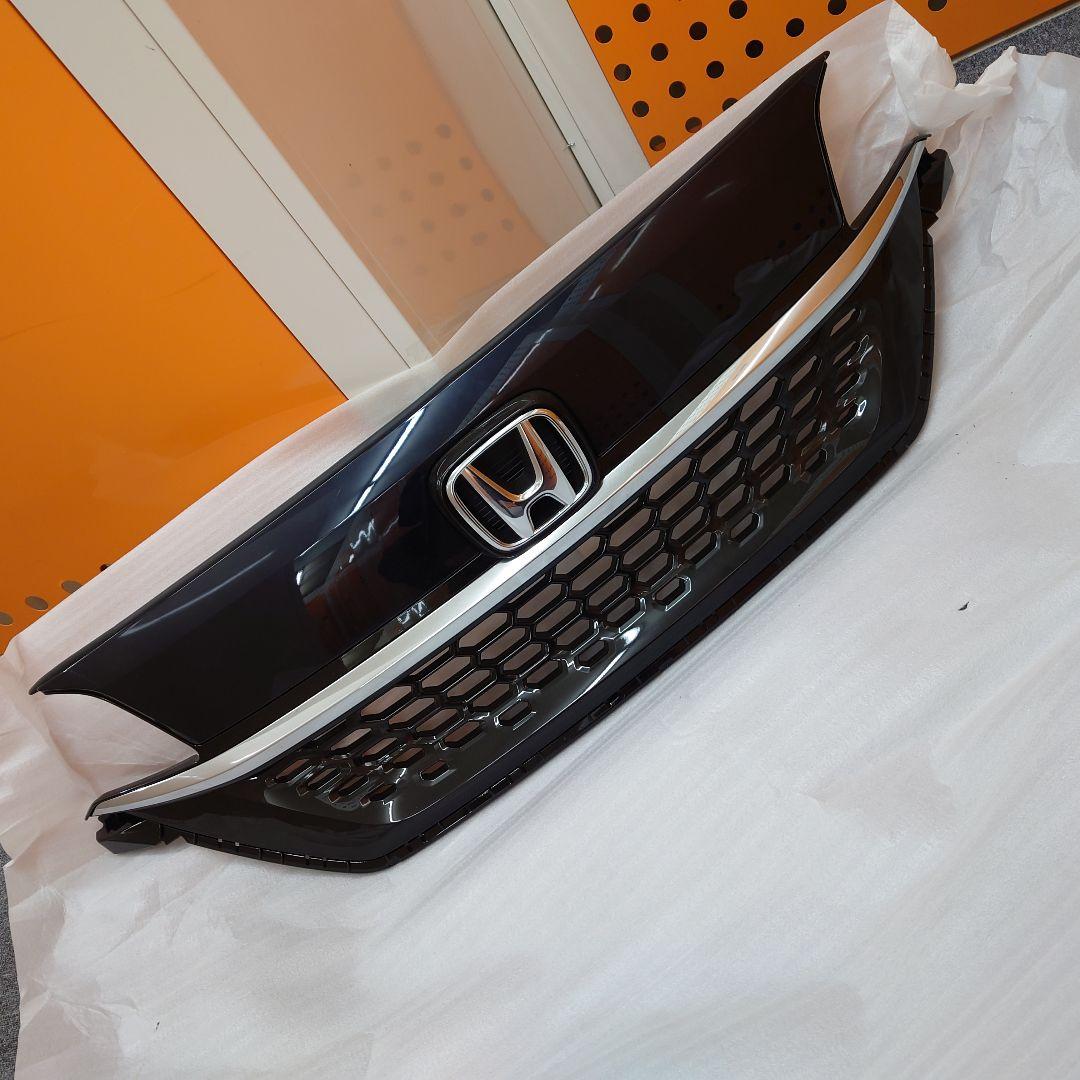 ホンダ　FREED　フリード　フロントバンパー　フロントグリル　GB5