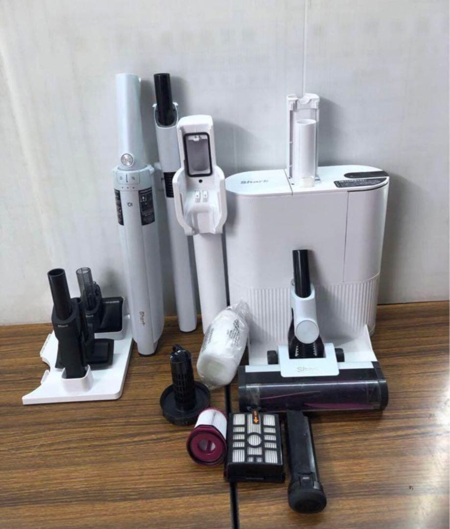 Shark LC351J WH コードレススティッククリーナー 送料無料