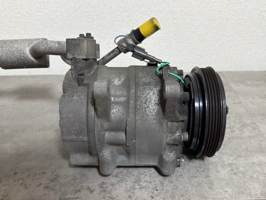 C34 ローレル エアコンコンプレッサー RB20E 92600-70T16