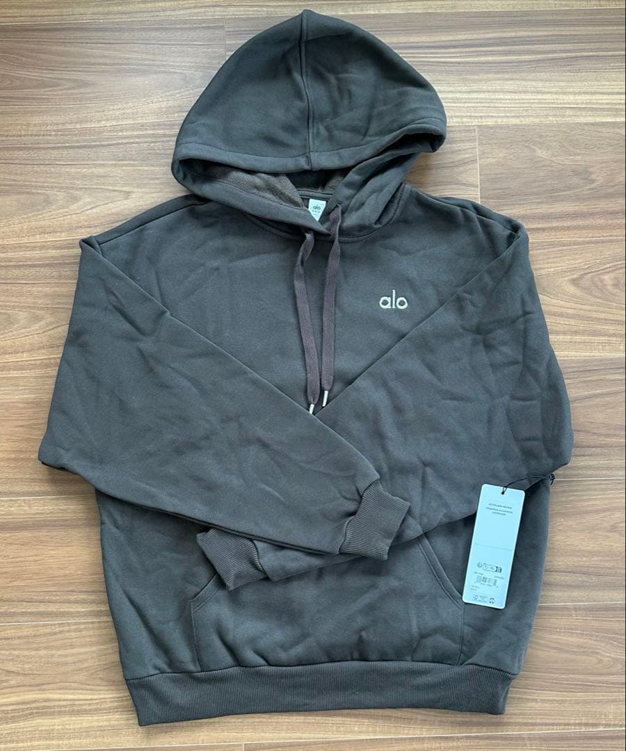 【新品未使用】alo Accolade フーディ Espresso Sサイズ