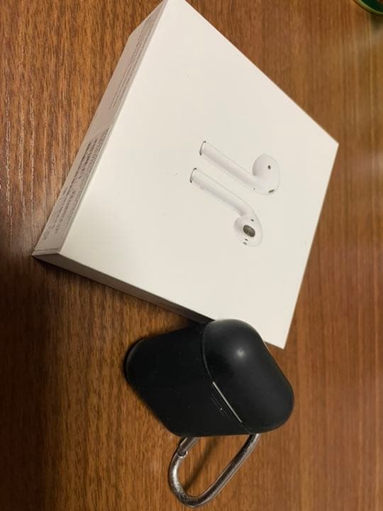 Apple AirPods 第二世代