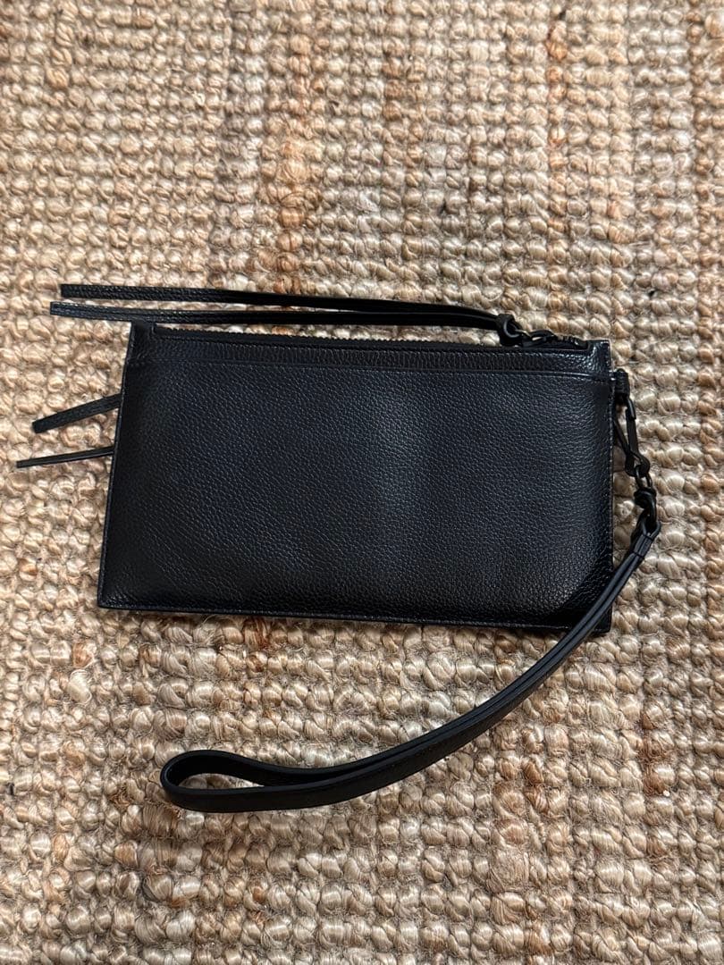 【未使用級】バレンシアガ クラッチバッグ ネオクラシック レザー 黒