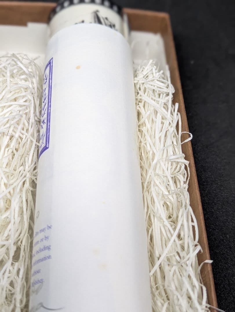 鳩山郁子　豆本と、サイン入りCAMERA Ｄａｙｓのフィル厶、（上箱無し）ら２個