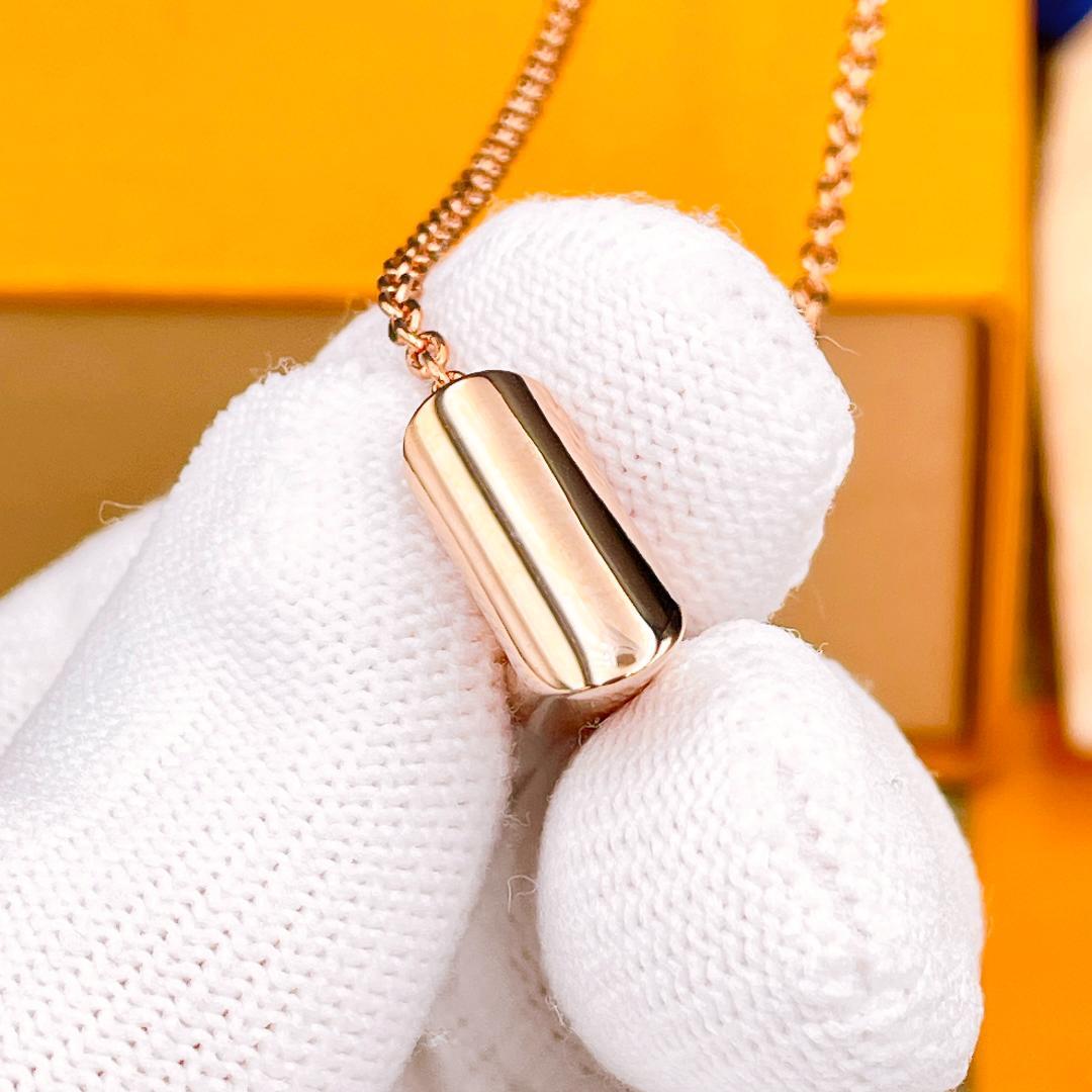 ◇ルイヴィトン◇ M80137 エセンシャルV ネックレス PG LE0241