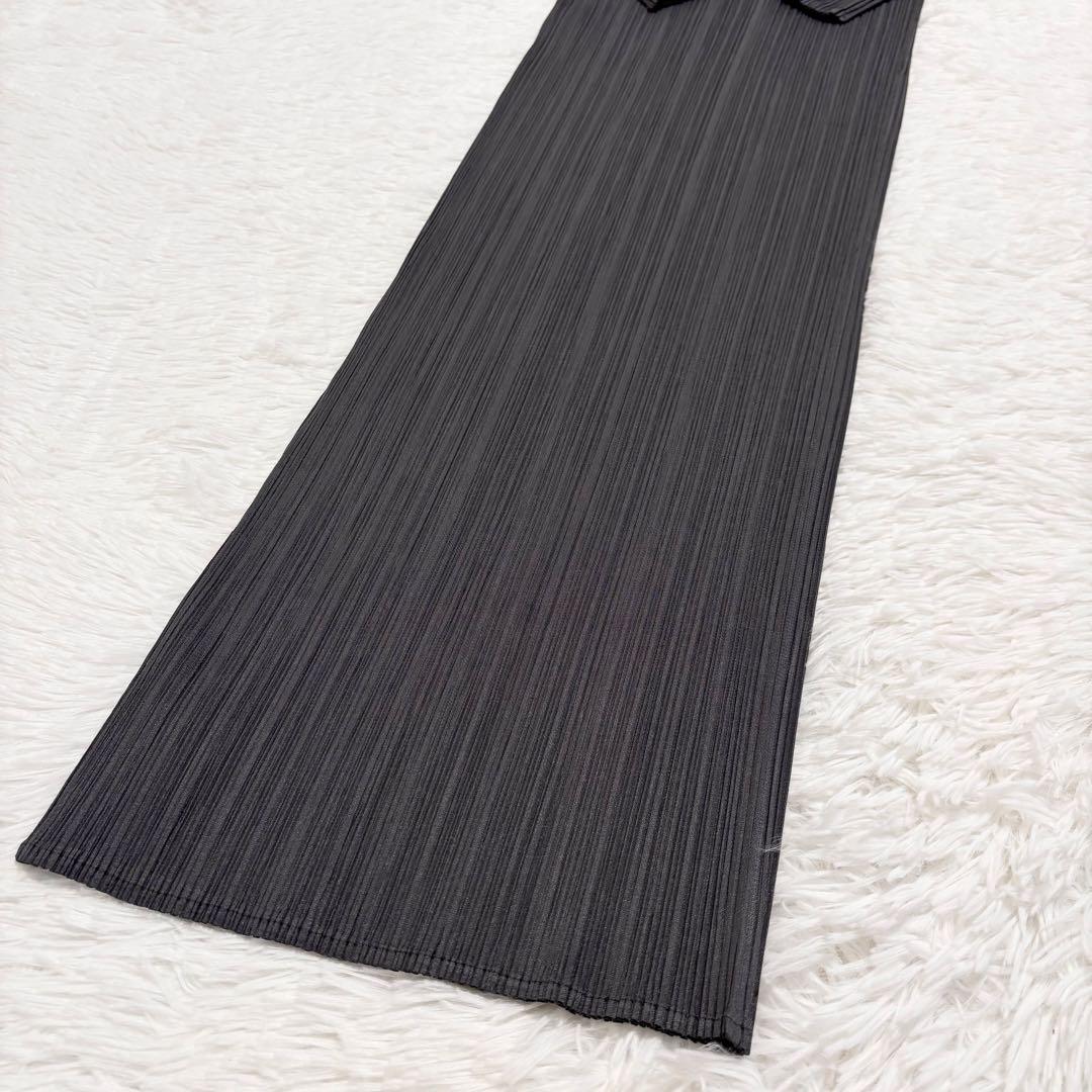 プリーツプリーズ　ロングワンピース　長袖　ハイネック　ダークグレー　サイズ2