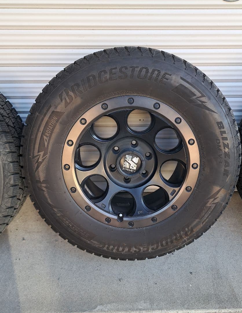 スタッドレスタイヤ265 65 R17&ホイール４本セット