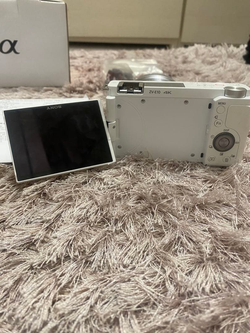 Sony ZV-E10 ホワイト　ミラーレス一眼カメラ