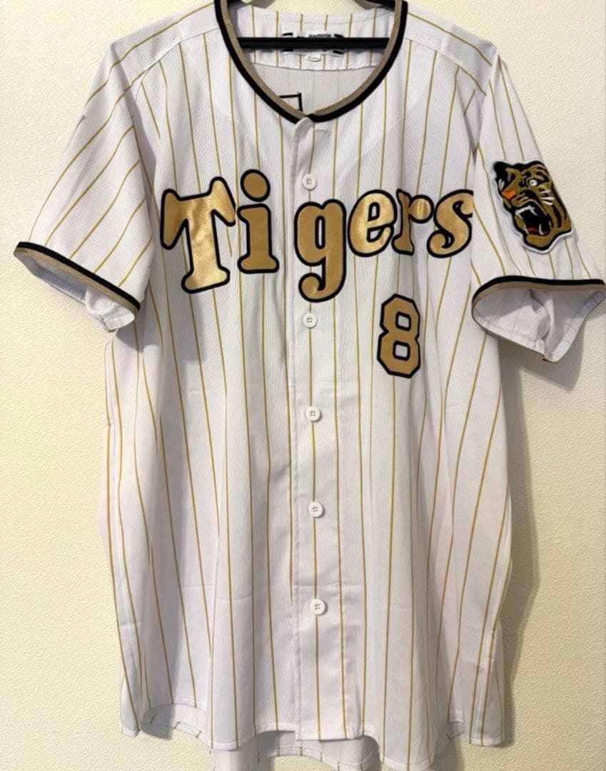 阪神タイガース 佐藤輝明 選手チャンピオン レプリカユニフォーム Oサイズ