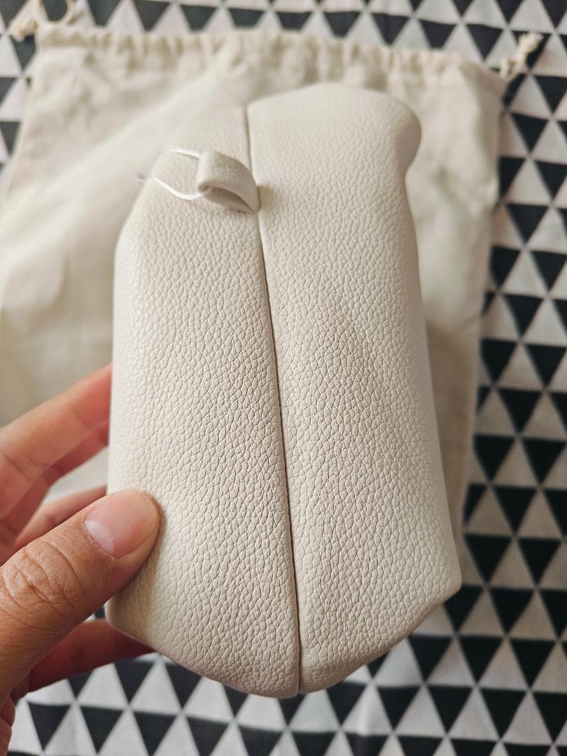 新品 ホワイト ハンドバッグ