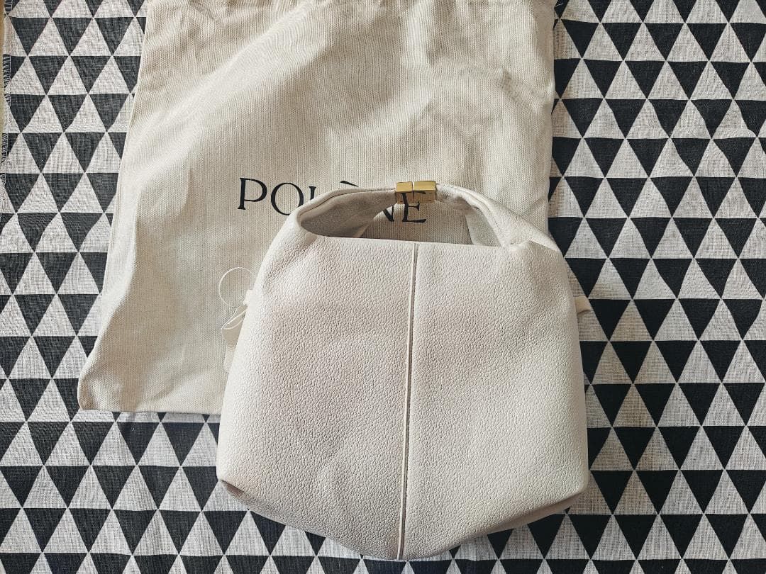 新品 ホワイト ハンドバッグ