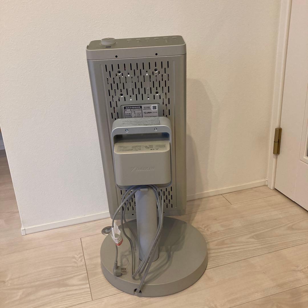 【ダイキン 】遠赤外線暖房機 セラムヒート ERFT11VSE6 2018年製