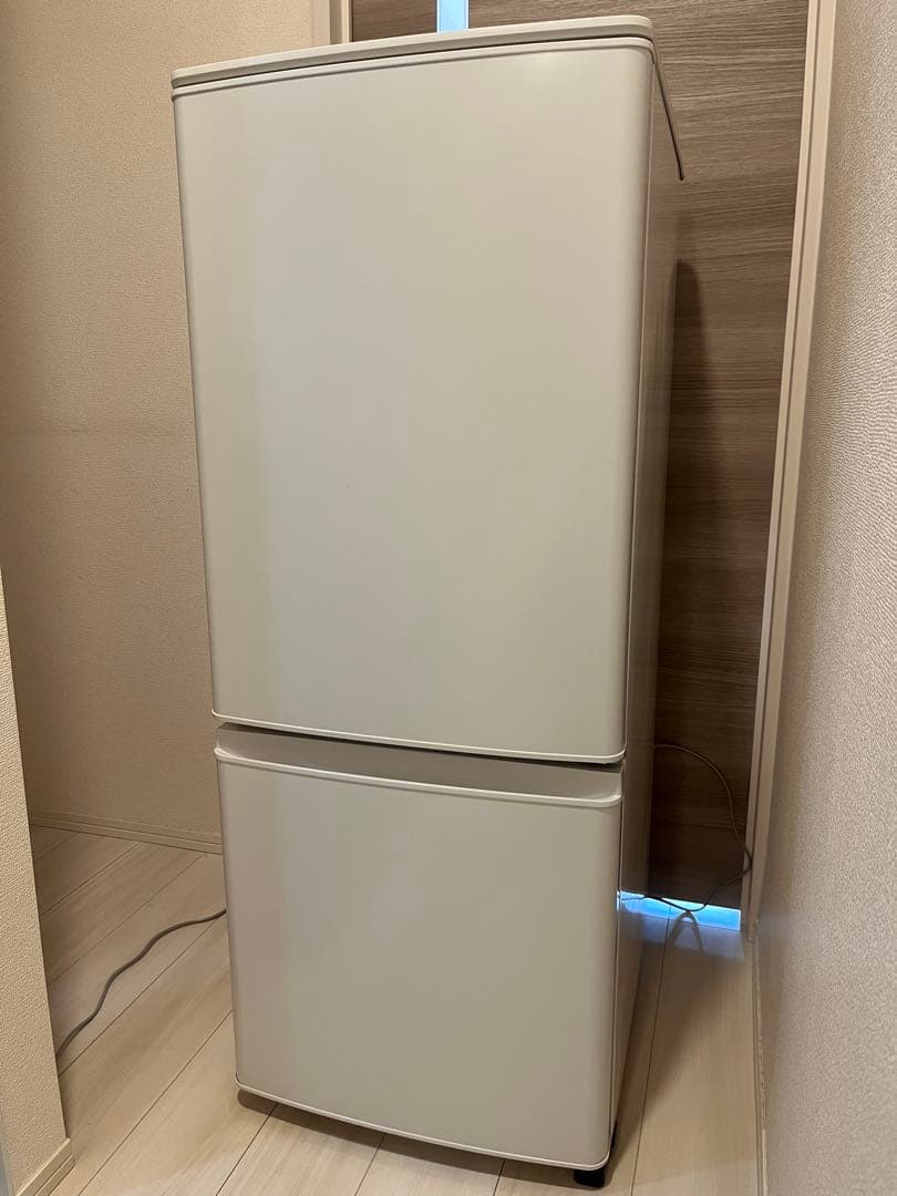 三菱ノンフロン冷凍冷蔵庫 MR-P15G-W1 白 146L 2022年製