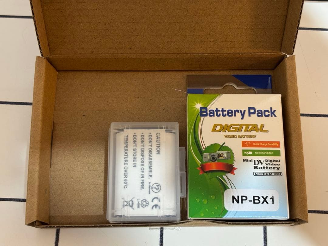 SONY RX100 初代 コンパクトデジタルカメラ 本体のみ