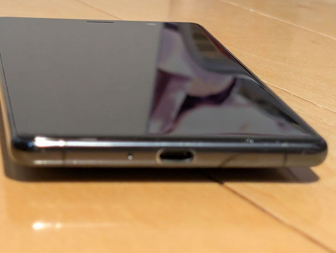 docomo Xperia XZ2 Premium SO-04K 箱付