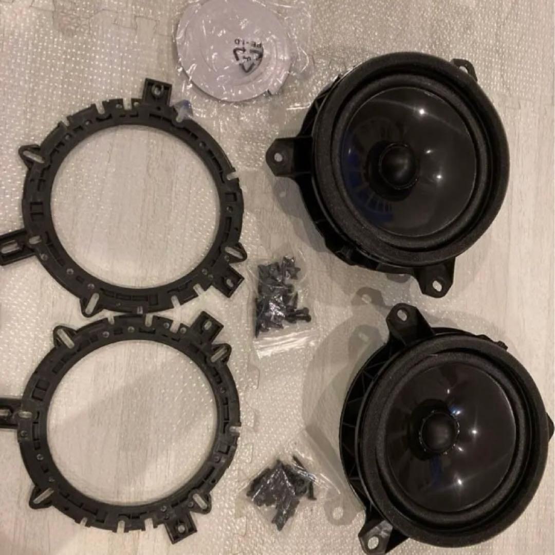 トヨタヴォクシー90系　標準装備のスピーカー