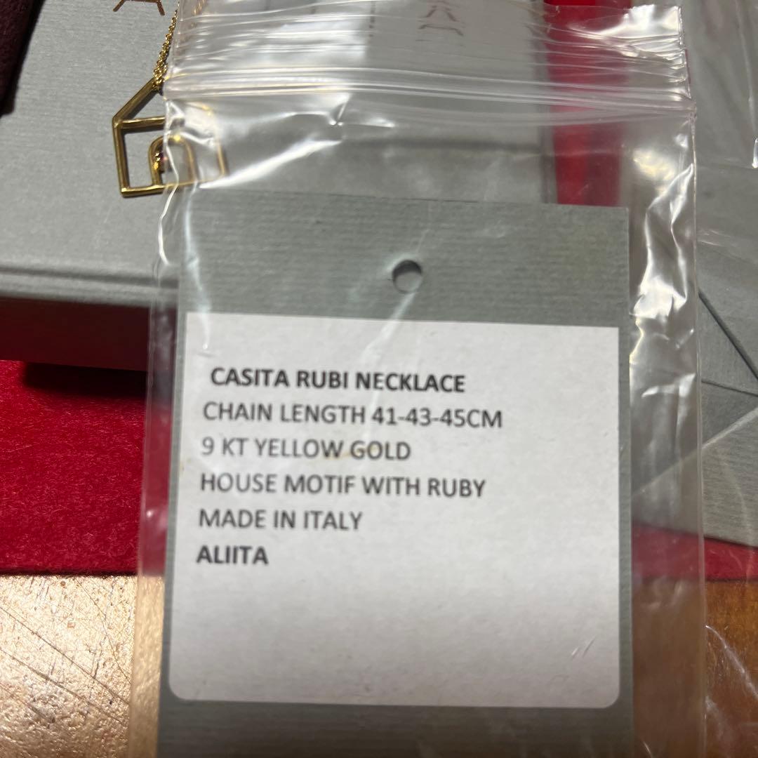 ヤ*す様 即購入OK 新品 aliita アリータ ハウス 家 ネックレス ルビ