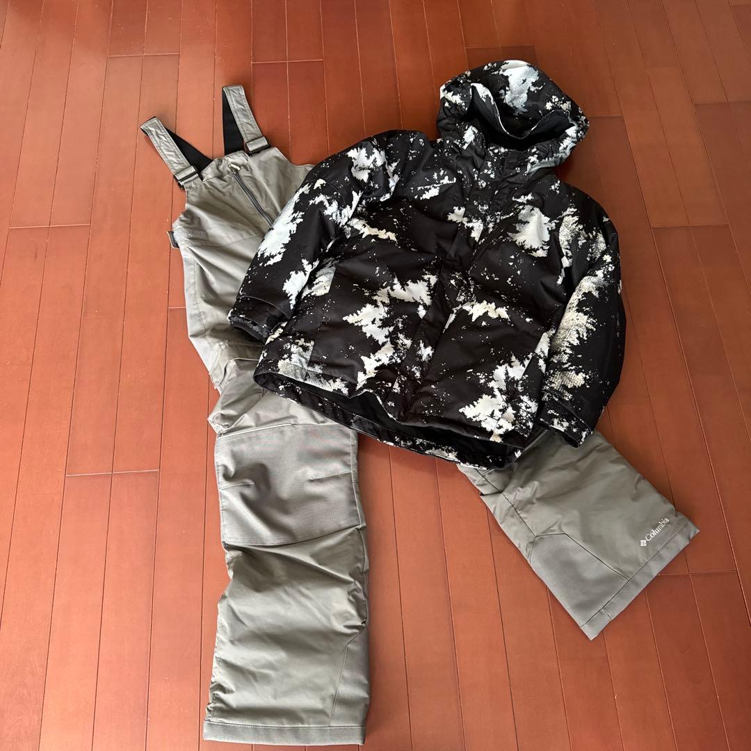 コロンビア　スキーウェア　M (10/12) 140