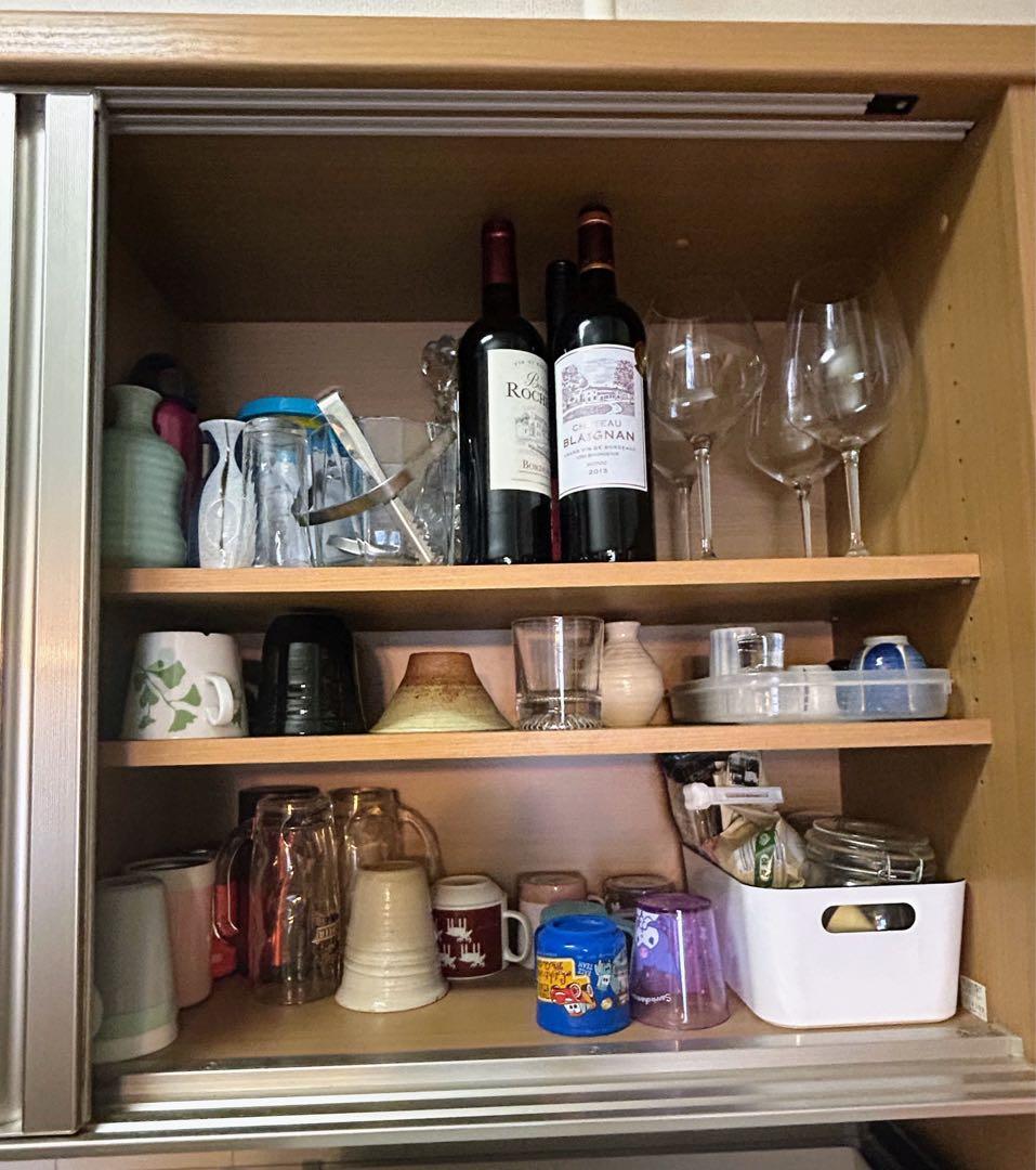 【断捨離中　懐かしの本屋】Pamouna 食器棚