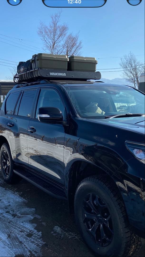 YAKIMA ベースキャリア&ルーフラック150系プラド適合