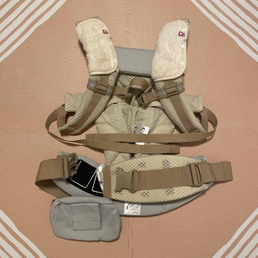 エルゴベビー オムニブリーズ サンドベージュ 抱っこ紐 よだれカバー付き