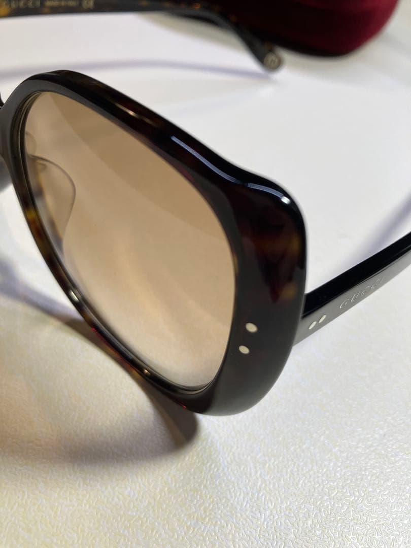 GUCCI グッチ GG0472SA ロゴ サングラス 未使用に近い✨