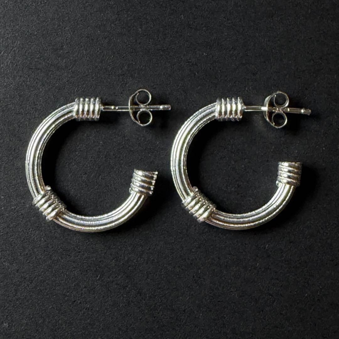 シルバー925 silver ポイントデザインフープピアス/軽研磨仕上げ/両耳