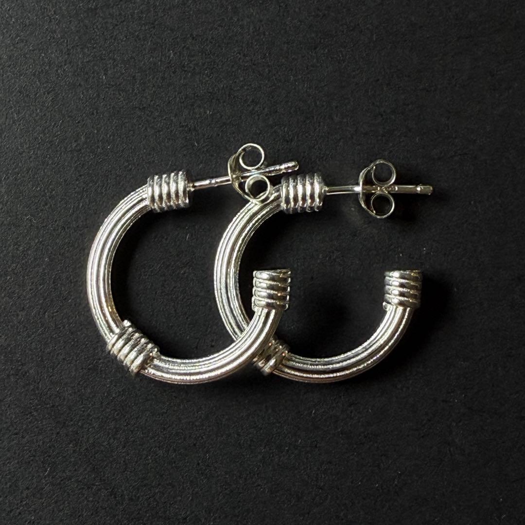 シルバー925 silver ポイントデザインフープピアス/軽研磨仕上げ/両耳