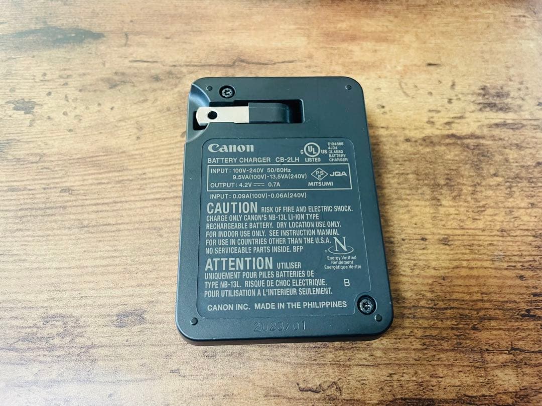 Canon PowerShot G7 X Mark II 本体と付属品