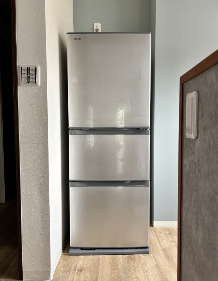 東芝 冷蔵庫 VEGETA GR-M33S(330L・右開き) 2018年