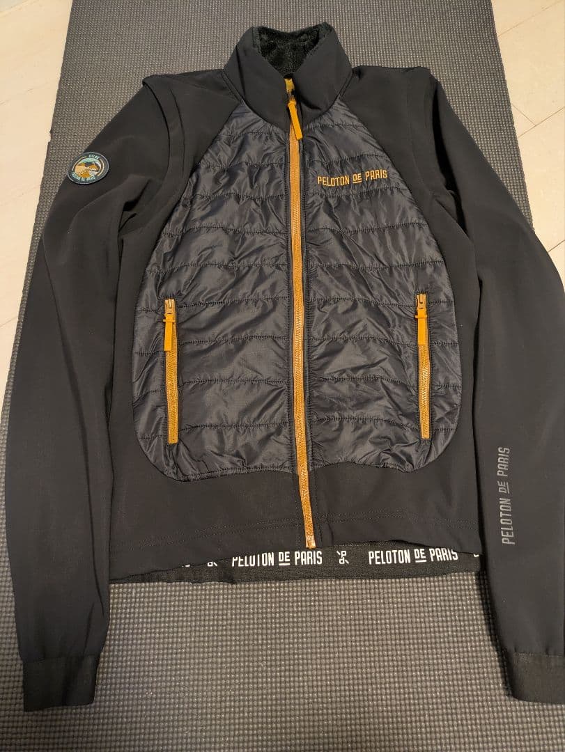 Peloton de parisウィンタージャケットMサイズ