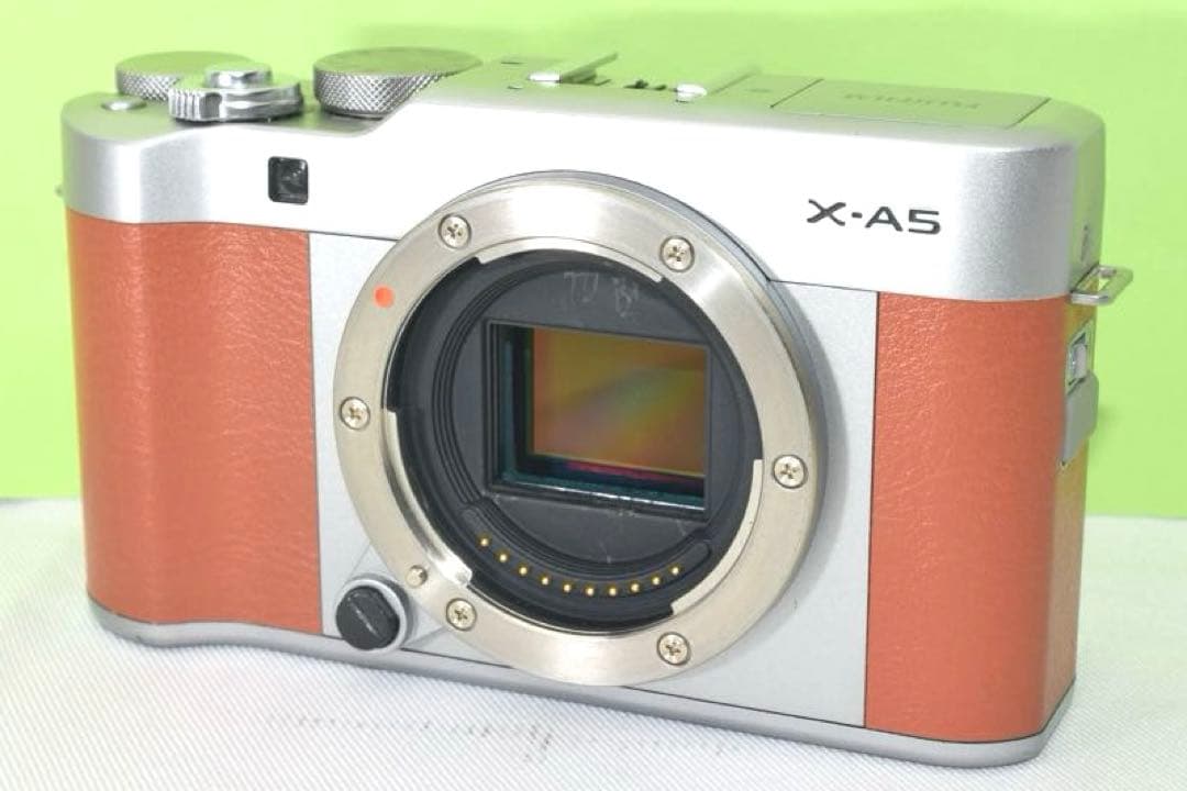 FUJIFILM X-A5 ☆送料無料☆