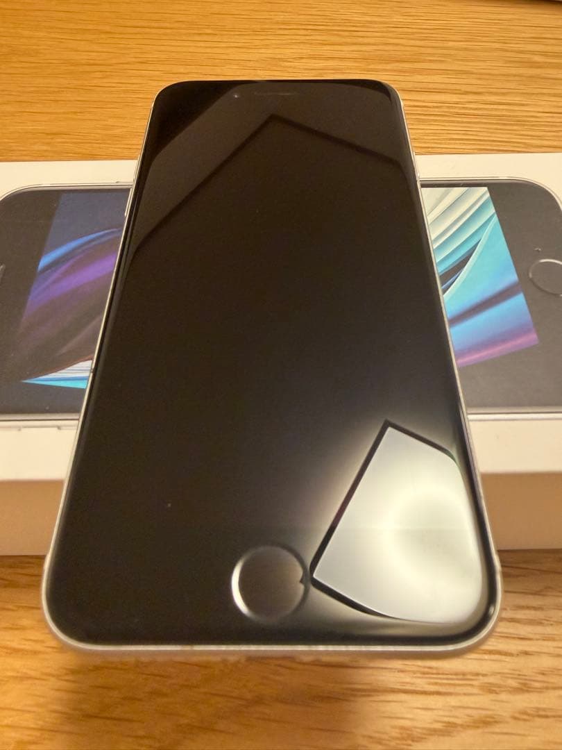 iPhone SE 第2世代 simフリー