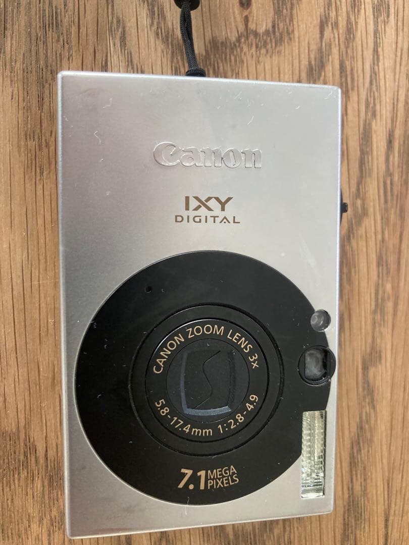 Canon IXY Digital 10 7.1MP コンパクトデジタルカメラ