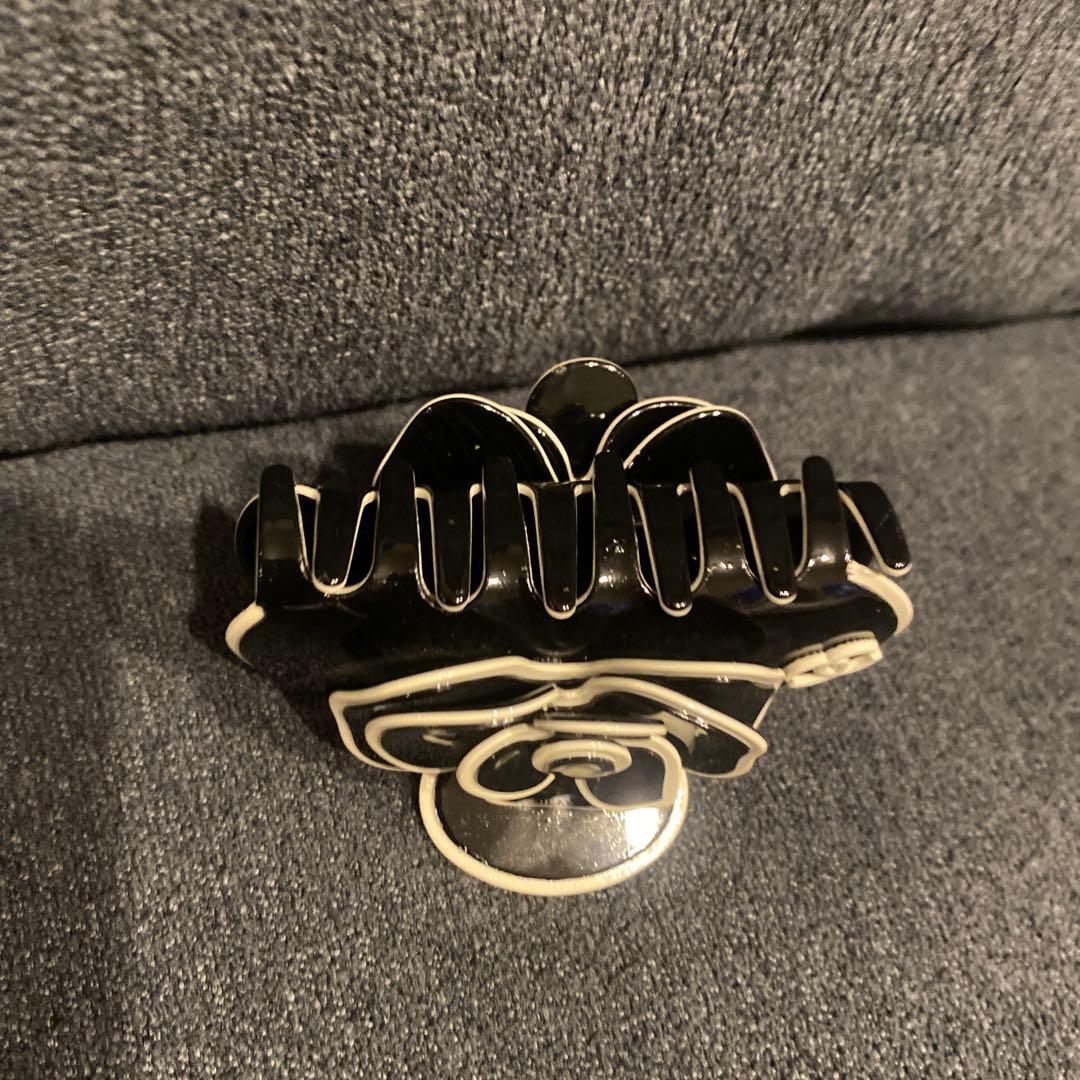 CHANEL バレッタ　ノベルティ