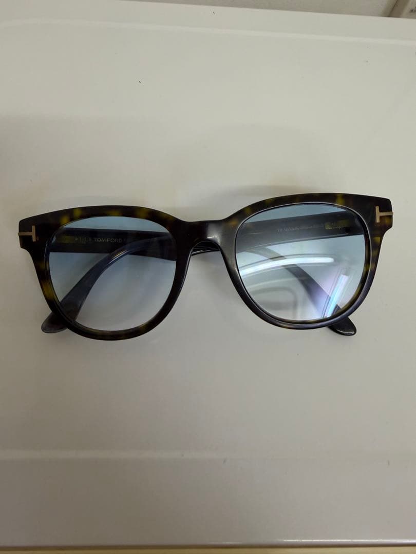ヒ*ロ様 TOM FORD TF5653 サングラス デミ柄 ライトブルー トム
