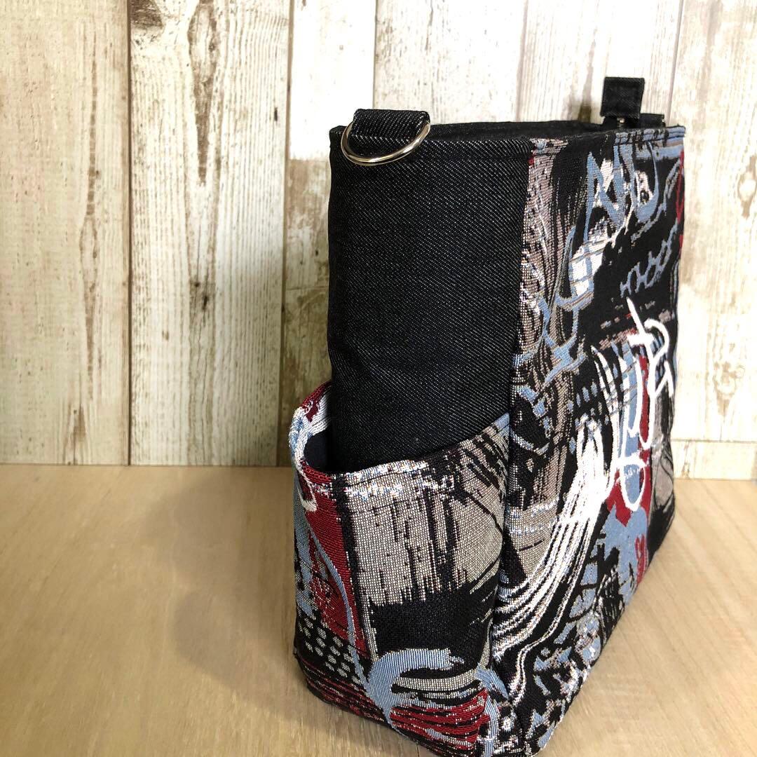 ショルダーバッグ　ハンドメイド　デニムリメイク　ブラック　ラクガキ【新品デニム】