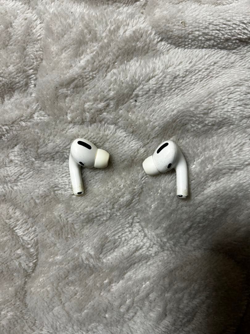AirPods Pro 本体 ホワイト イヤホン