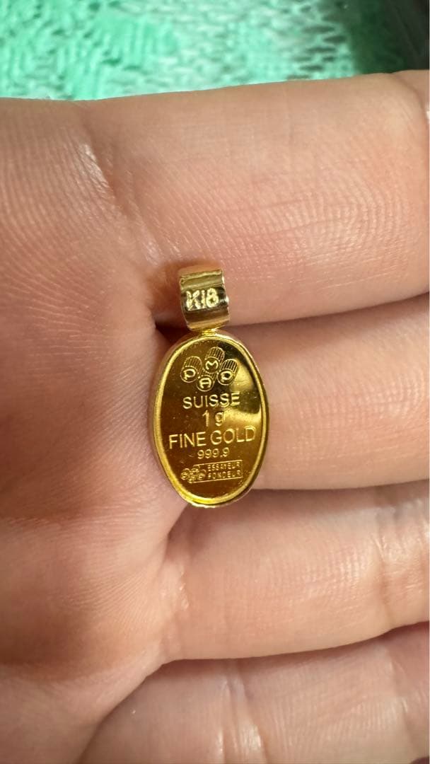 メ*リ様 K18&K24ペンダント、総重量1.3g、