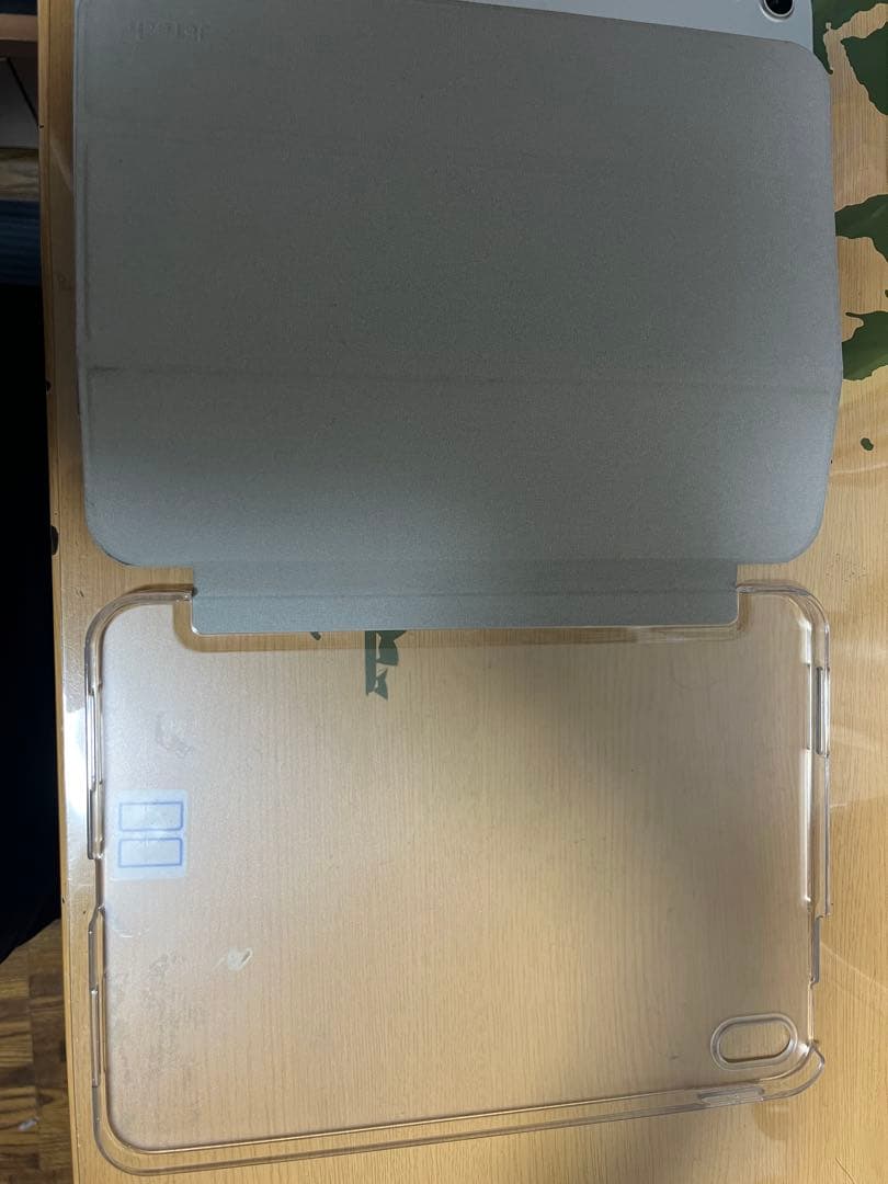 ipad 第11世代 A16 128GB シルバー カバー フィルム付き