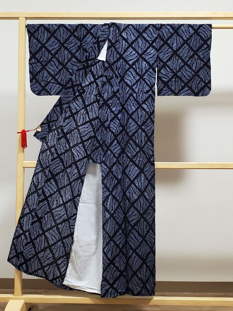 B4 美品 有松鳴海絞り 菱形に波模様 藍染 綿 浴衣 着物 17