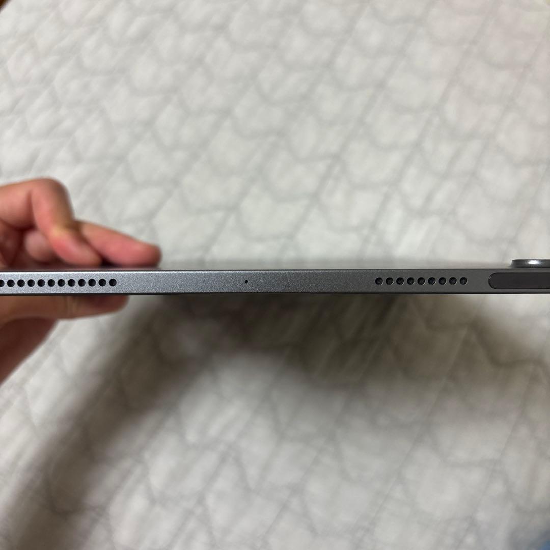 極美品　iPad Air 第５世代