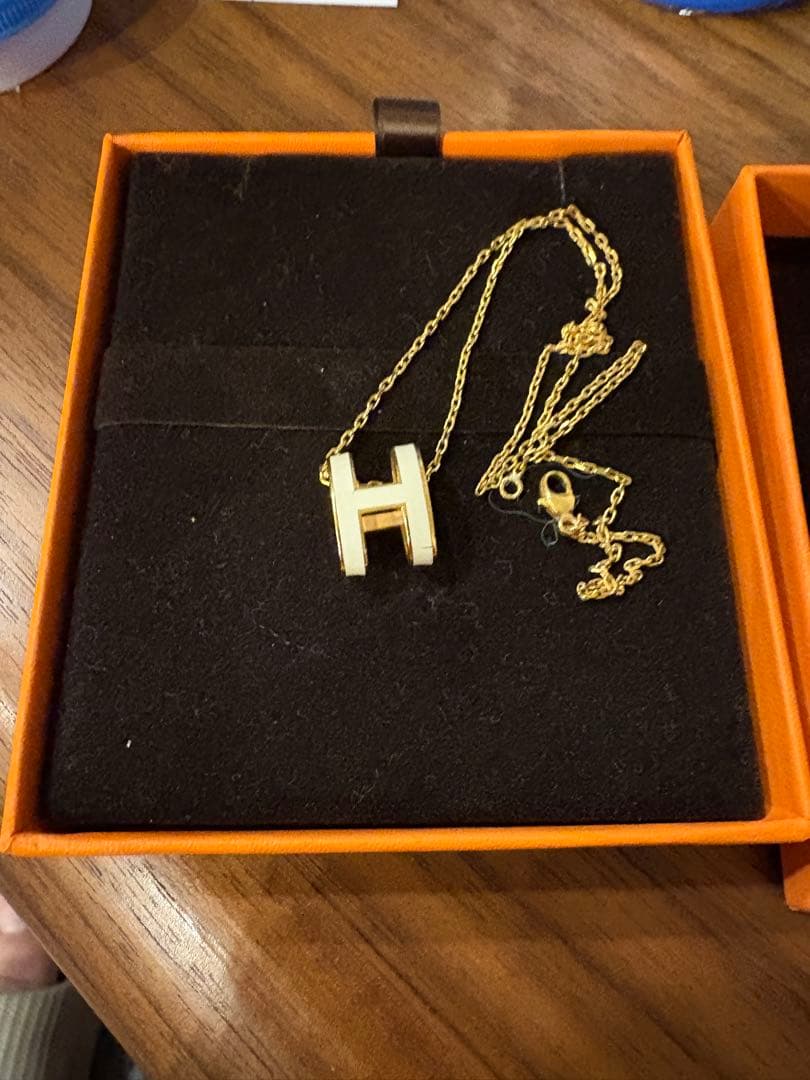 HERMES H型ペンダントネックレス