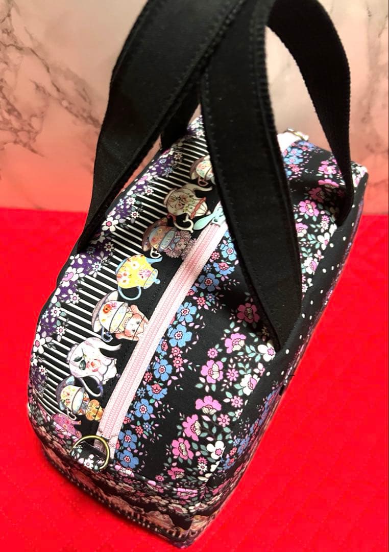 美和っち様ꔛ‬ෆBOX型トートバッグ·͜·ᰔᩚテイラー！