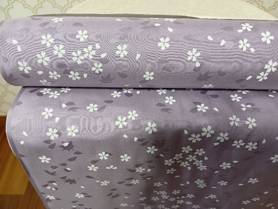 御襦袢地　反物　ラベンダー色　薄紫 桜の花柄　　 絹100%