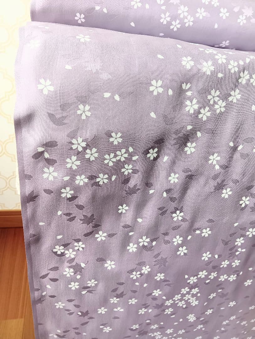 御襦袢地　反物　ラベンダー色　薄紫 桜の花柄　　 絹100%