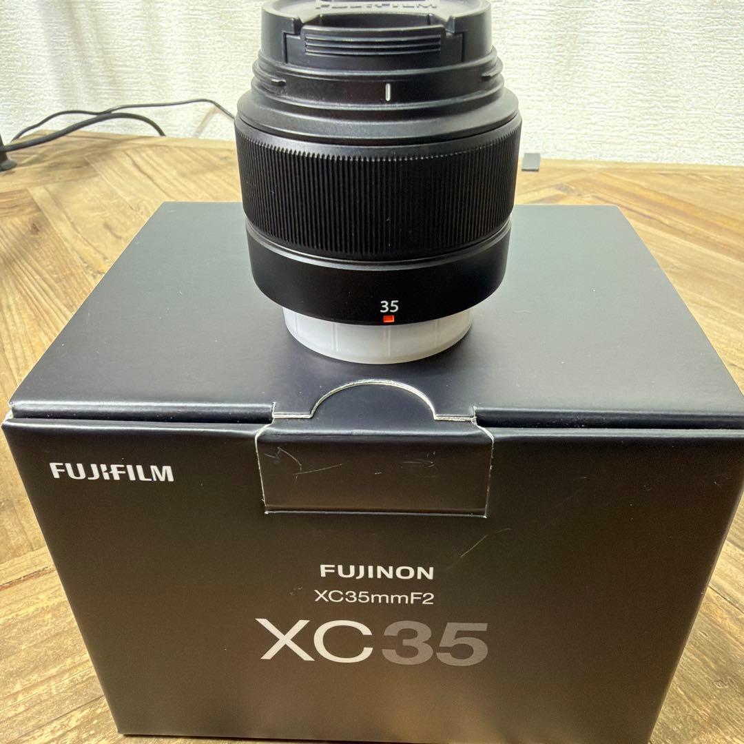 FUJIFILM X-S20 ミラーレス一眼/FUJINON XC35mmF2