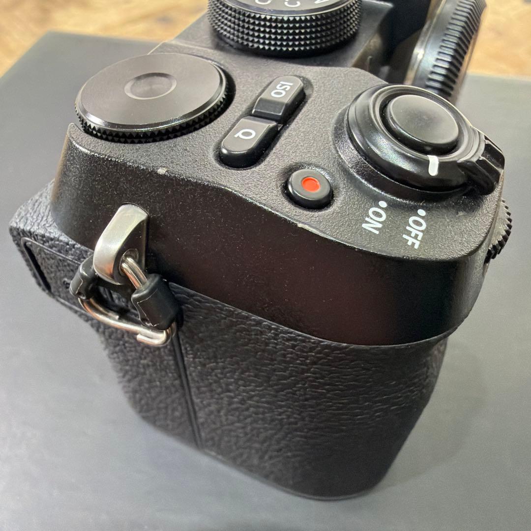 FUJIFILM X-S20 ミラーレス一眼/FUJINON XC35mmF2