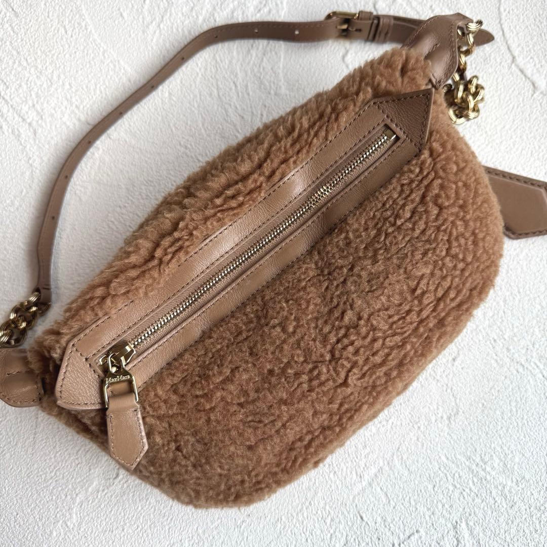 Max Mara マックスマーラ テディベア Banane ボディバッグ ボア