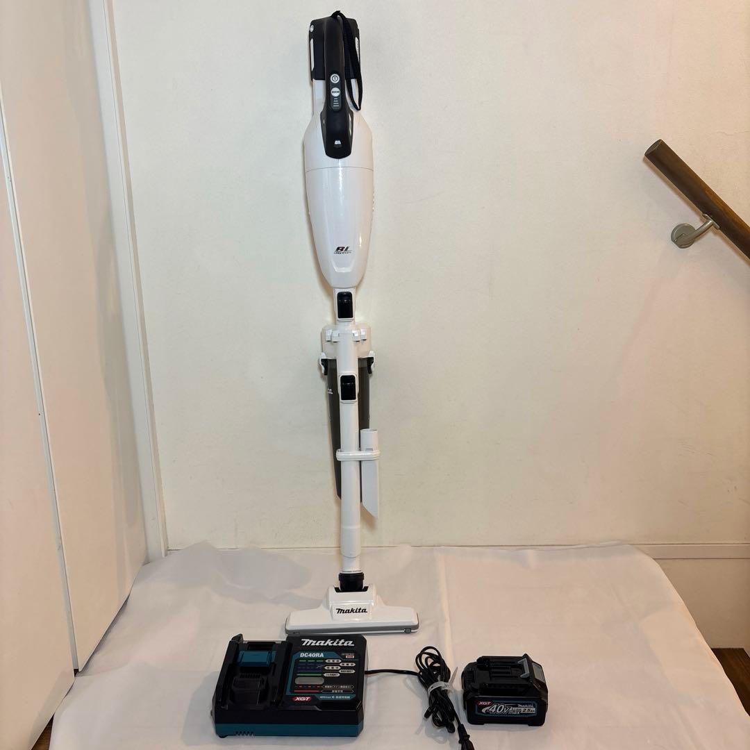 マキタ 40Vmax コードレススティッククリーナー　バッテリー充電器付き